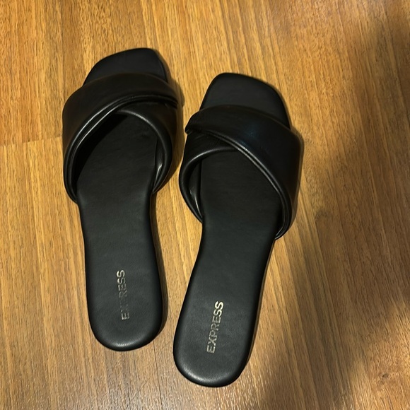 Express Shoes - Express Black Sandals